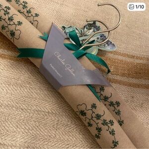 Brand NWT Charles Gallen Beige Green Shamrock Design Embroidered Fabric Hangers